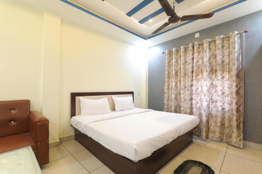 Shree Ram Hotel Gorakhpur Dış mekan fotoğraf